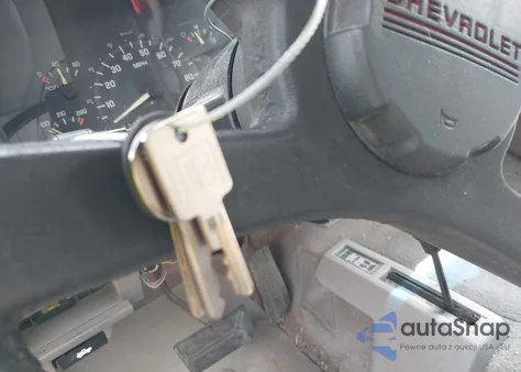 1994 Chevrolet Gmt-400 K1500 z USA, uszkodzony, nr VIN 2GCEK19H7R1104291